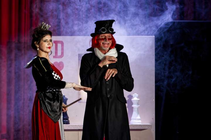 9.1.Alice contre la reine de coaur